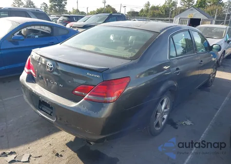 2008 Toyota Avalon Touring z USA, uszkodzony, nr VIN 4T1BK36B38U285936